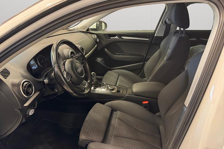 Hvid Audi A3 fra 2016