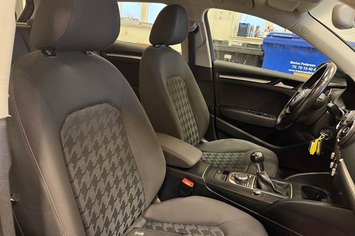 Sort Audi A3 fra 2014