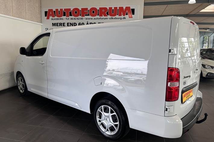 Hvid Citroën Jumpy fra 2024