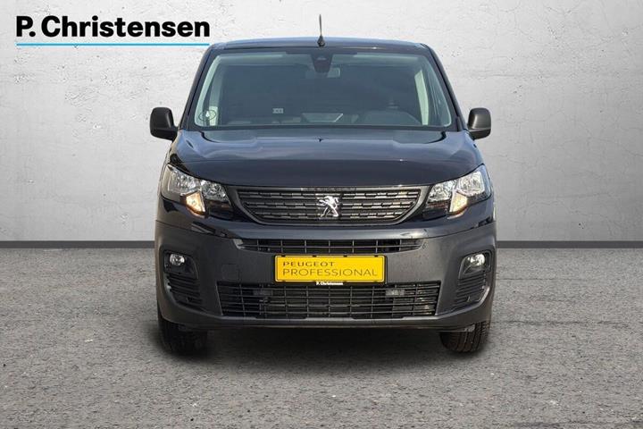 Sort Peugeot e-Partner fra 2024 set udefra