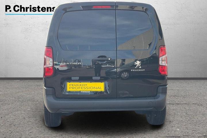 Sort Peugeot e-Partner fra 2024 set udefra