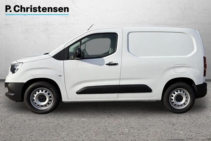 Hvid Opel Combo-e fra 2023