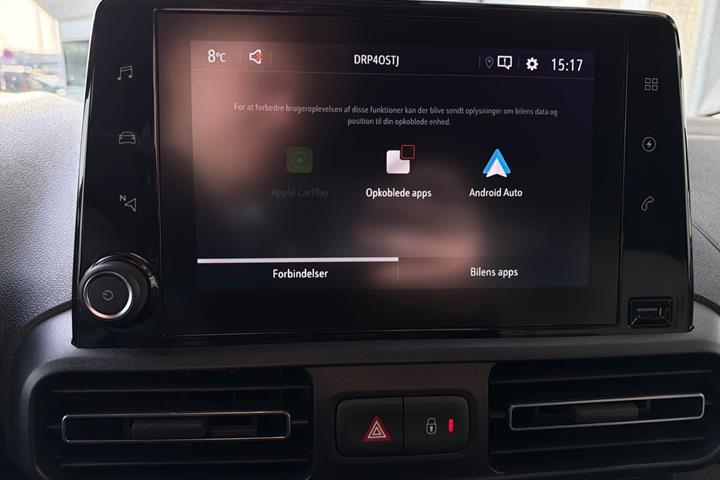Hvid Opel Combo-e fra 2023