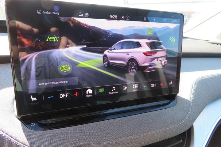 Grå Skoda Enyaq fra 2022