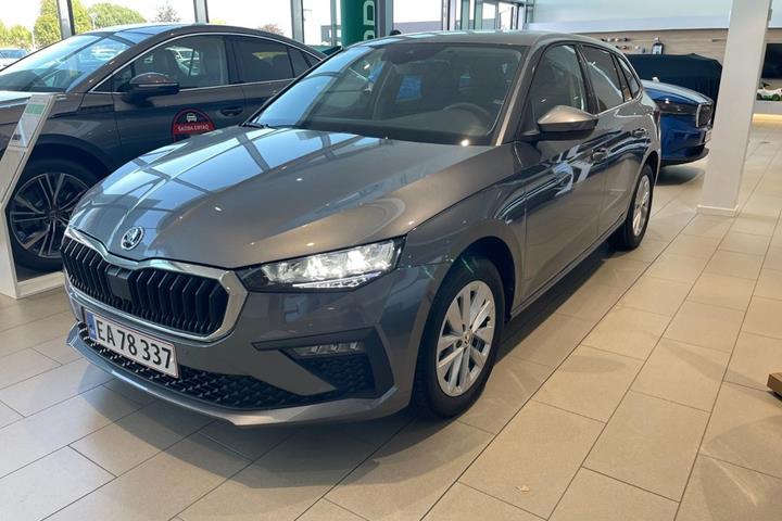 Grå Skoda Scala fra 2024