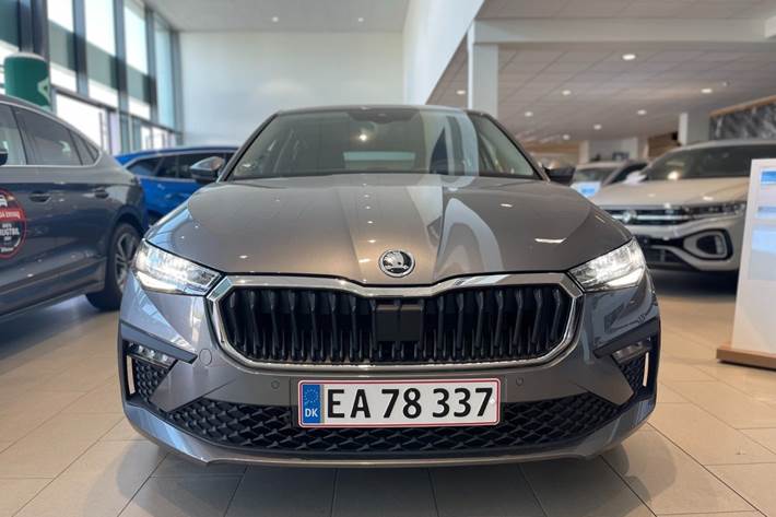Grå Skoda Scala fra 2024