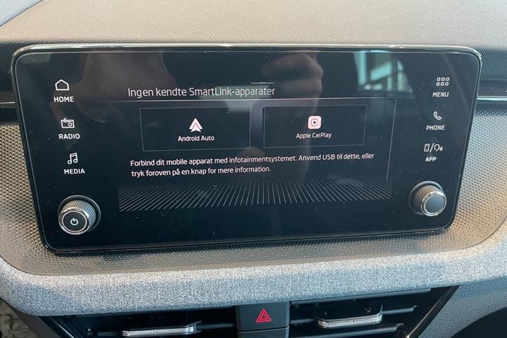 Grå Skoda Scala fra 2024
