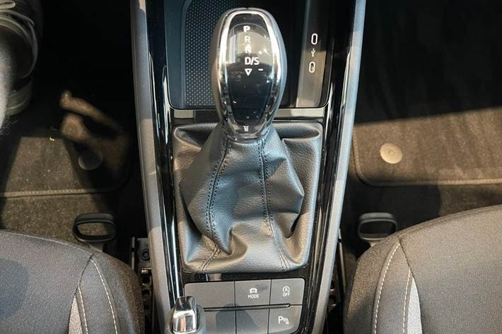 Grå Skoda Scala fra 2024