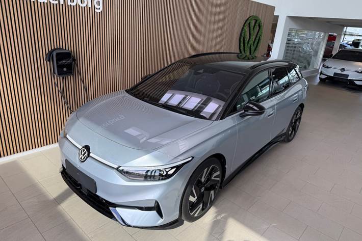 Sølv VW ID.7 fra 2026