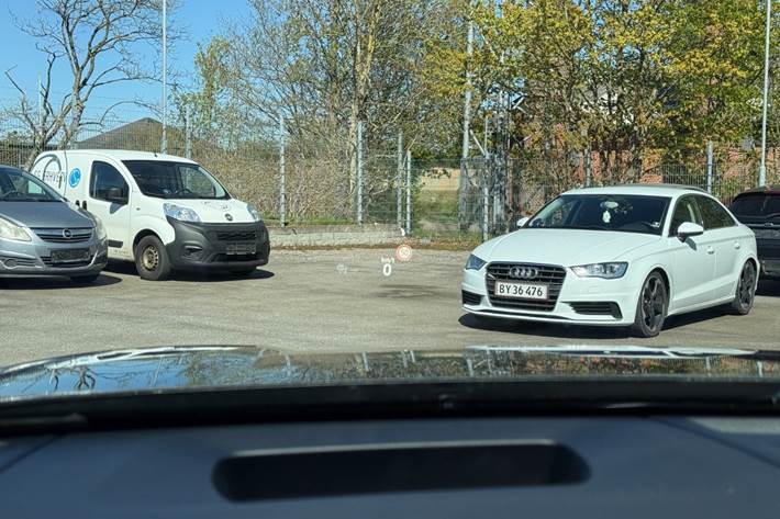 Grå Ford Capri fra 2024