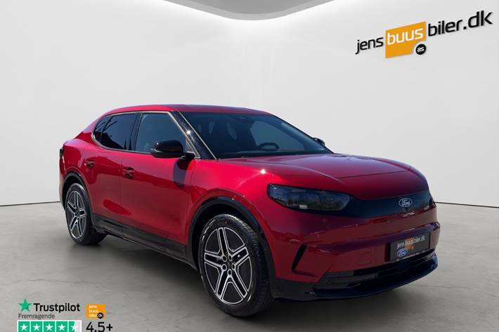 Rød Ford Capri fra 2025