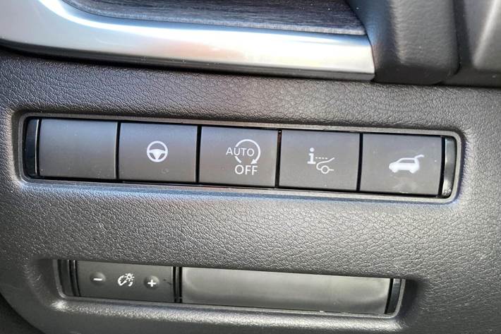 Sort Nissan Qashqai fra 2025