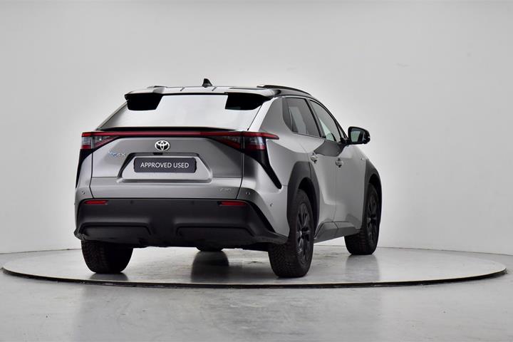 Grå Toyota BZ4X fra 2023