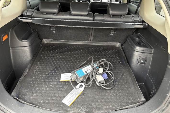 Sort Mitsubishi Outlander fra 2020