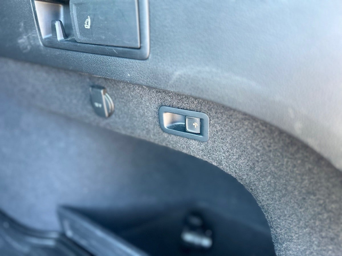 Grå VW Passat fra 2019