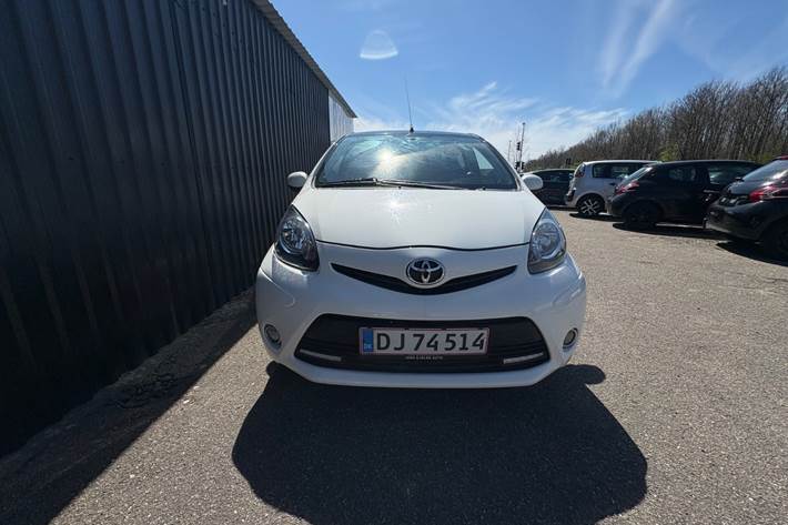 undefined Toyota Aygo fra 2012