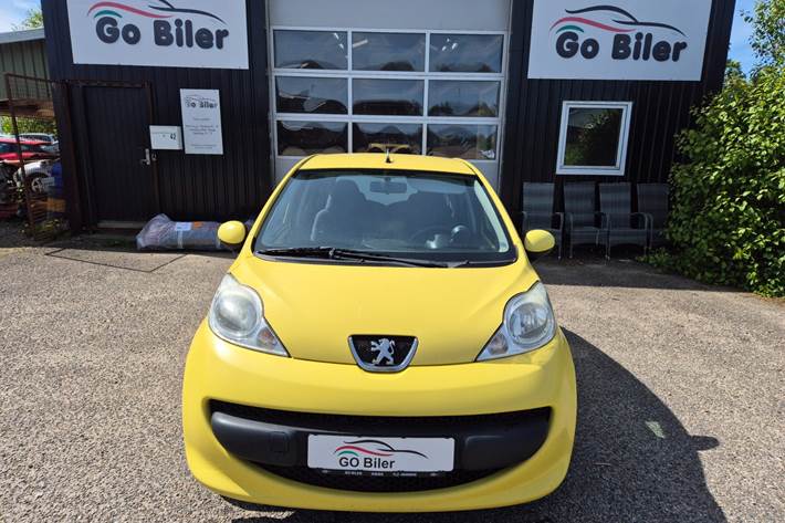 Grøn Peugeot 107 fra 2008