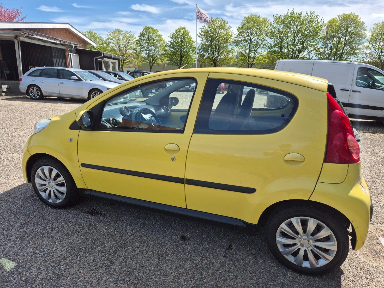 Grøn Peugeot 107 fra 2008