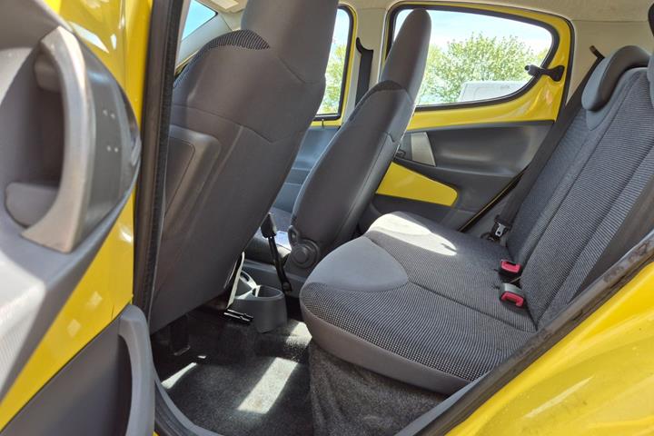 Grøn Peugeot 107 fra 2008