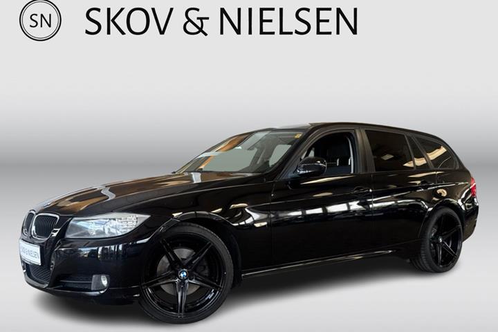 Sort BMW 318d fra 2009
