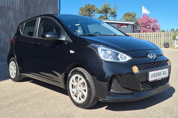 Sort Hyundai i10 fra 2019