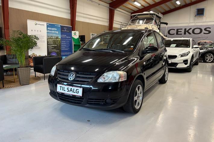 Sort VW Fox fra 2005