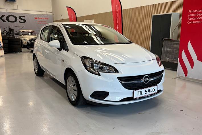 Hvid Opel Corsa fra 2019