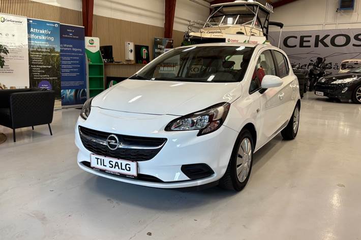 Hvid Opel Corsa fra 2019