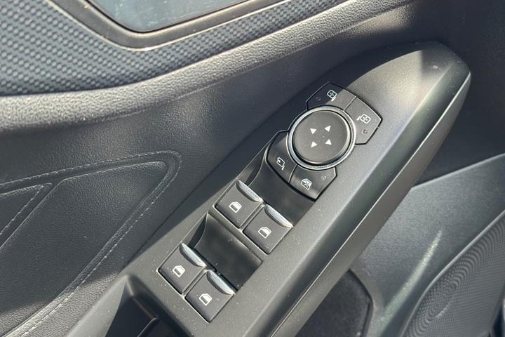 Sort Ford Focus fra 2019