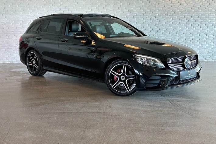 Sort Mercedes C220 d fra 2018 set udefra