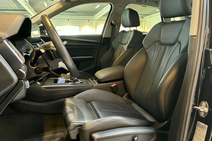 Sort Audi Q5 fra 2023