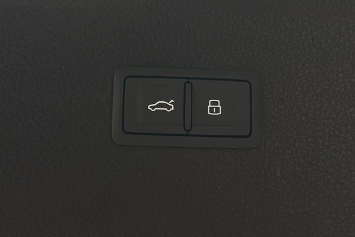 Sort Audi Q5 fra 2023