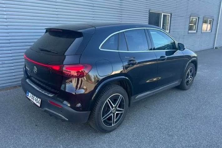 Sort Mercedes EQA250+ fra 2024