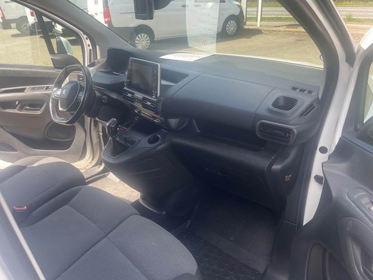 Peugeot Partner 1,5 BlueHDi 100 L2V2 Ultimate Van
