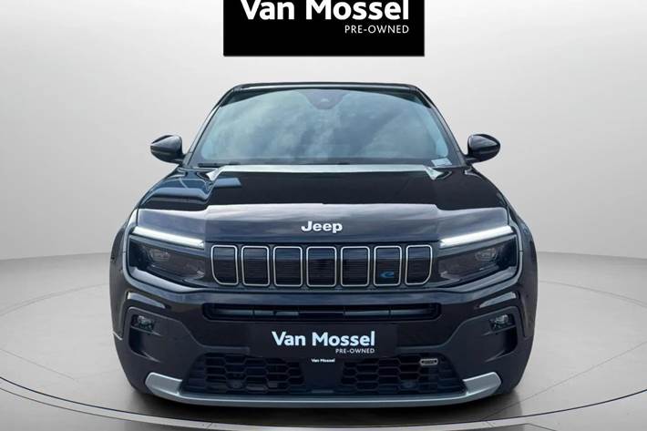 Sort Jeep Avenger fra 2023