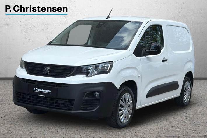 Hvid Peugeot Partner fra 2022