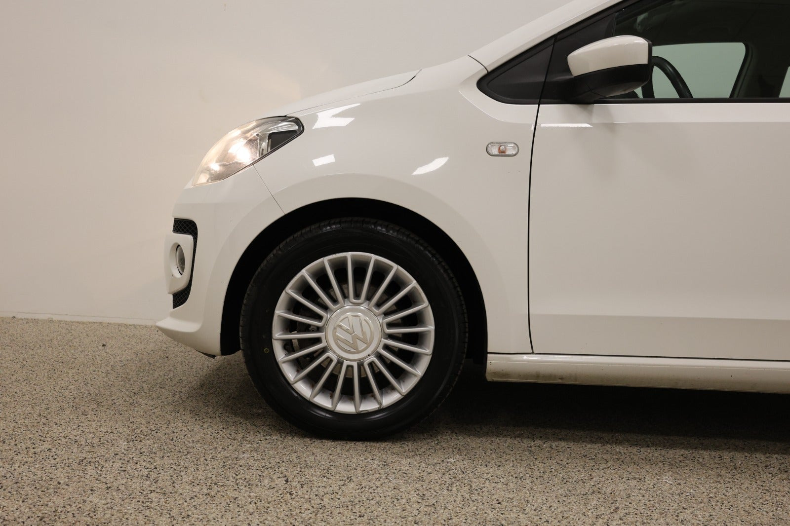 Hvid VW UP! fra 2015