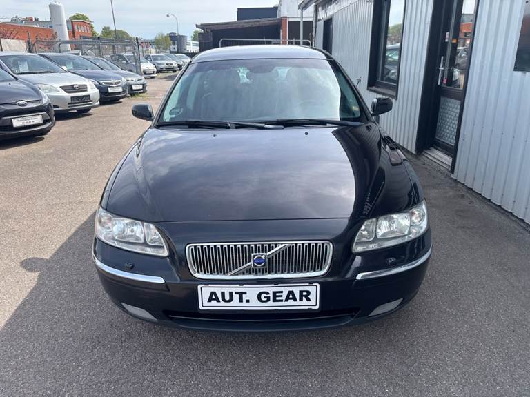 Volvo V70 2,4 170 aut.