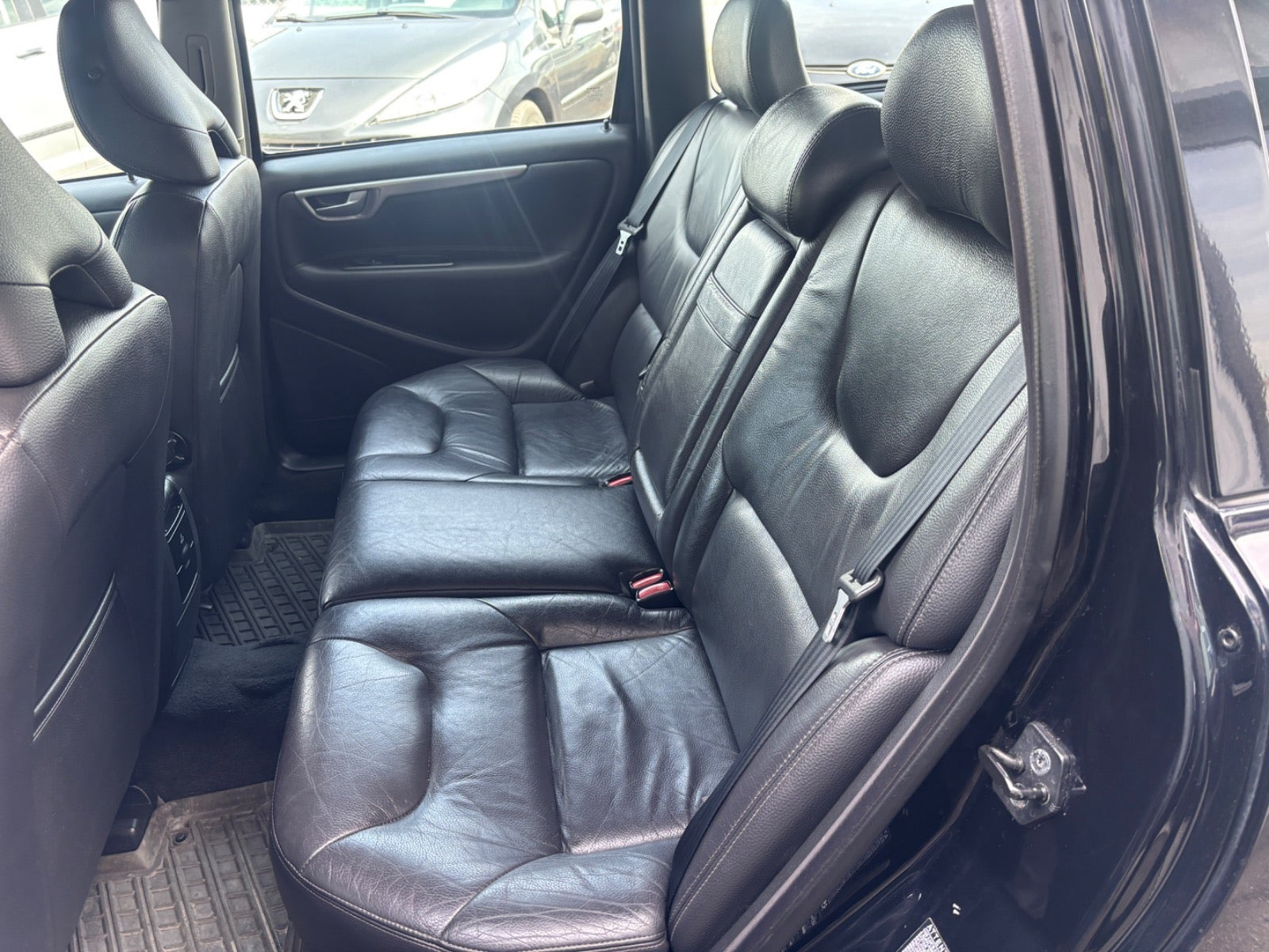 Sort Volvo V70 fra 2005