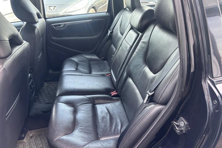 Sort Volvo V70 fra 2005