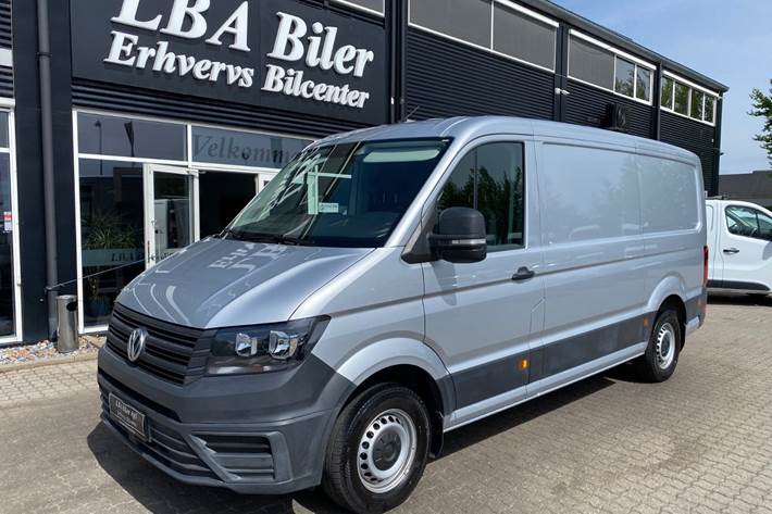 Sølv VW Crafter 35 fra 2023
