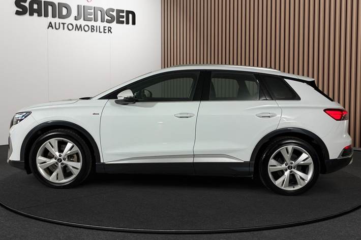 Hvid Audi Q4 e-tron fra 2025