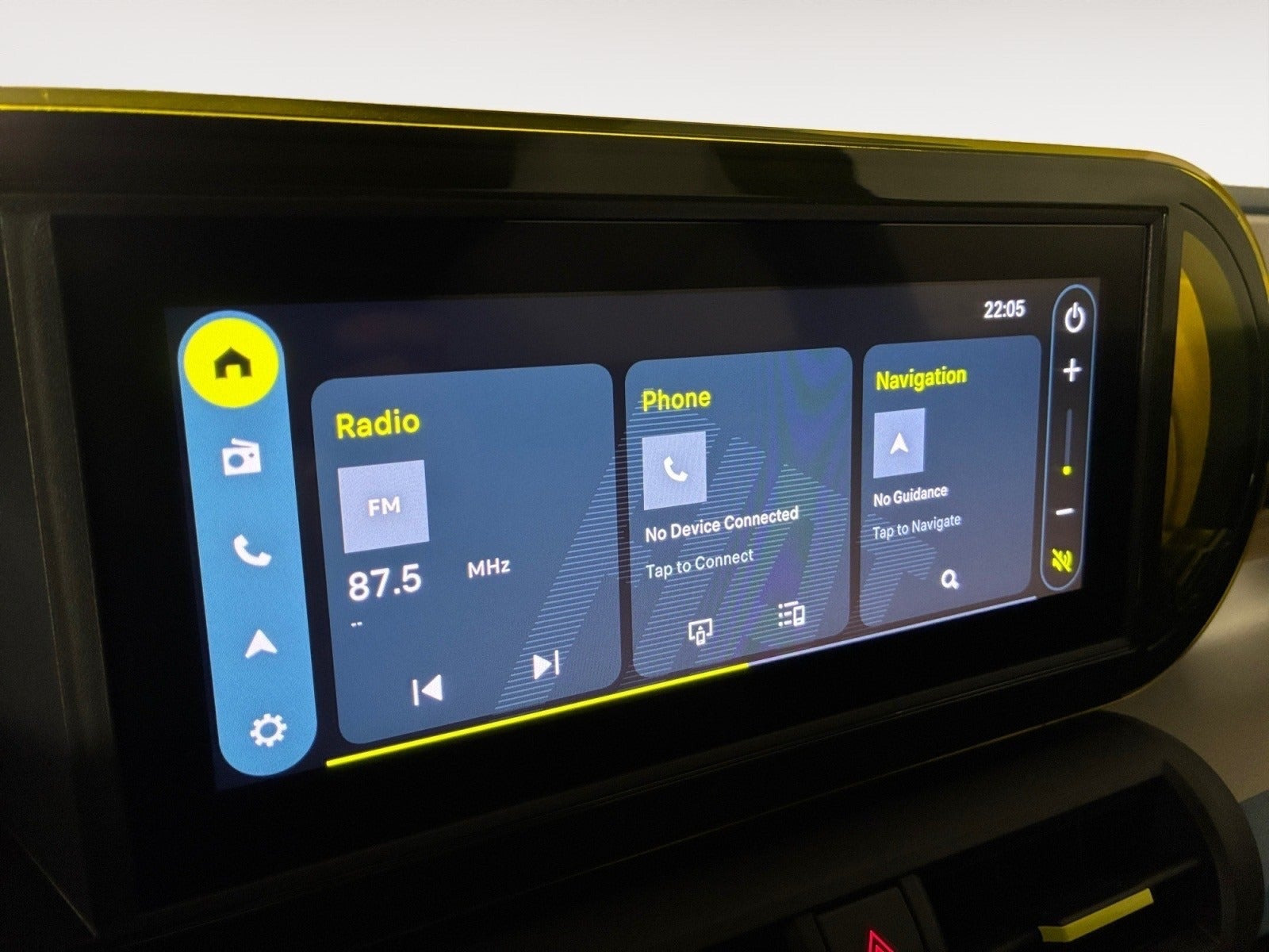 Sort Fiat Grande Panda E fra 2026 set indefra