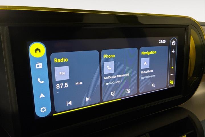 Sort Fiat Grande Panda E fra 2026 set indefra