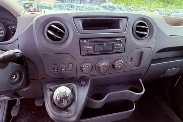 undefined Opel Movano fra 2015