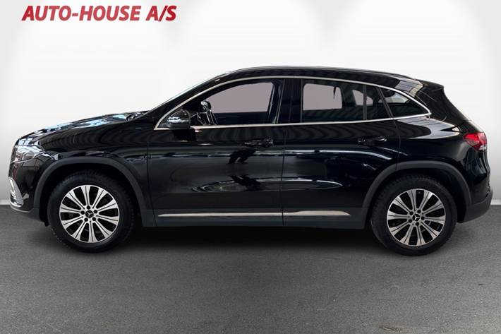 Sort Mercedes EQA250 fra 2022
