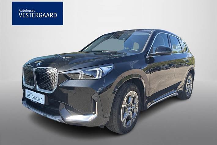 Sort BMW iX1 fra 2024