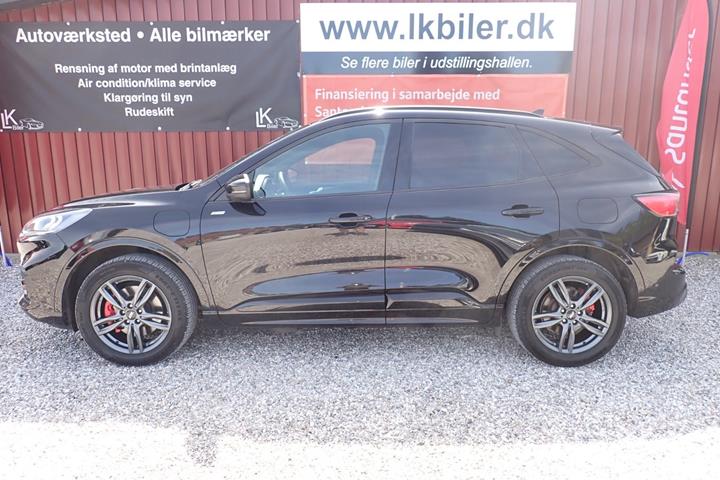 Sort Ford Kuga fra 2021