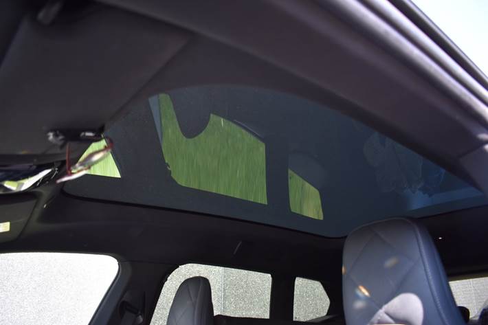 Hvid BMW iX fra 2021