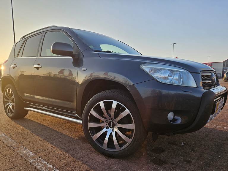 Toyota RAV4 2,0 VVT-i Plus 4x4 AUT.
